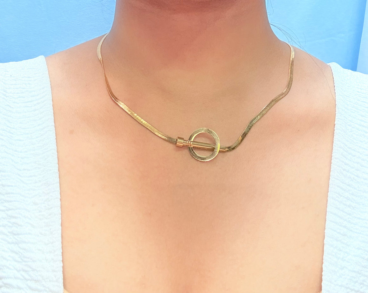 A weapon pendant