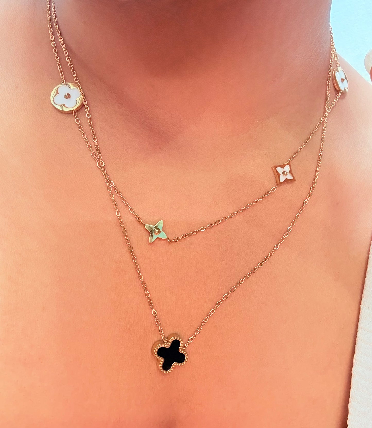 Shades of leaf pendant