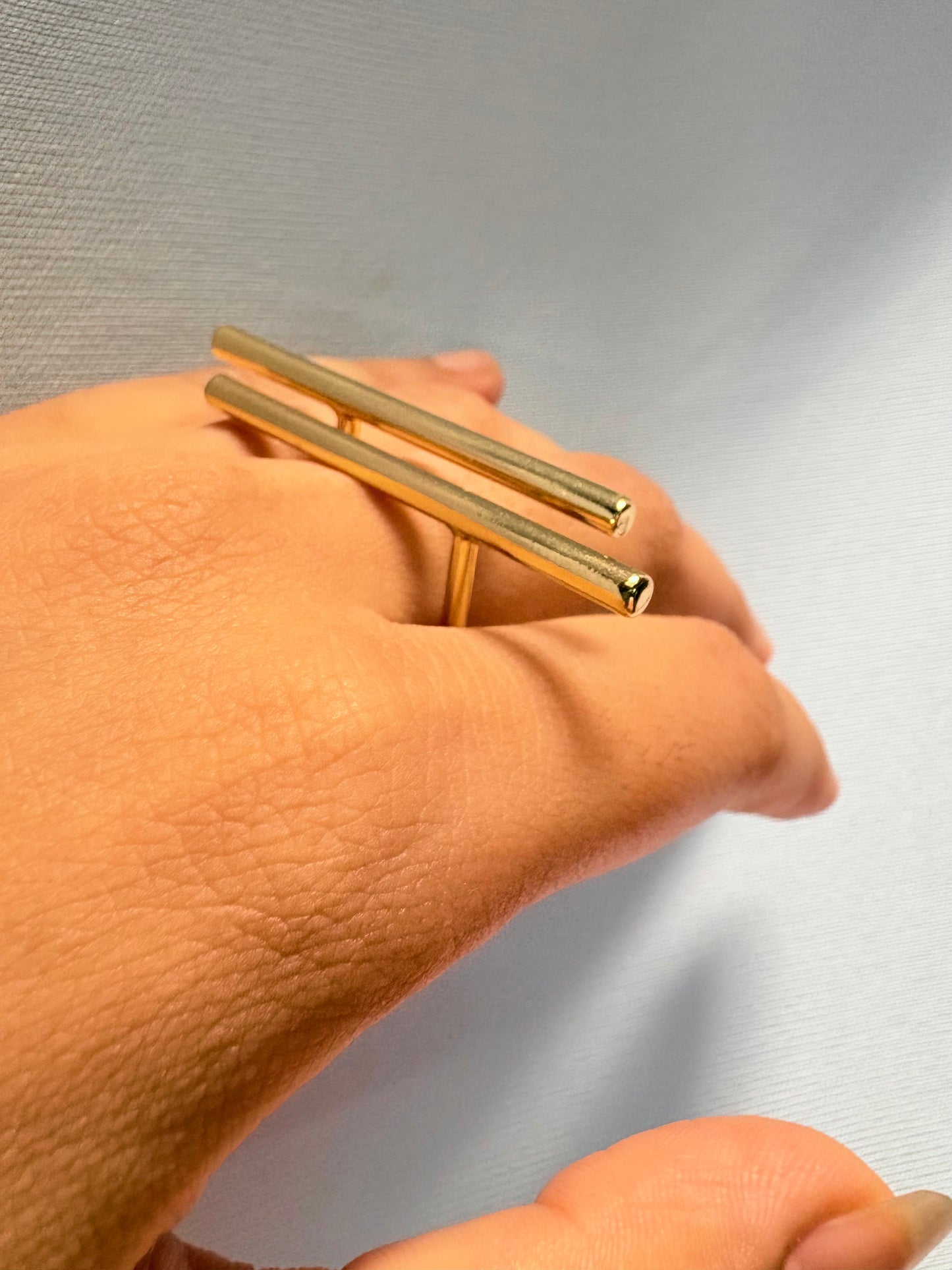 Trendy chic ring