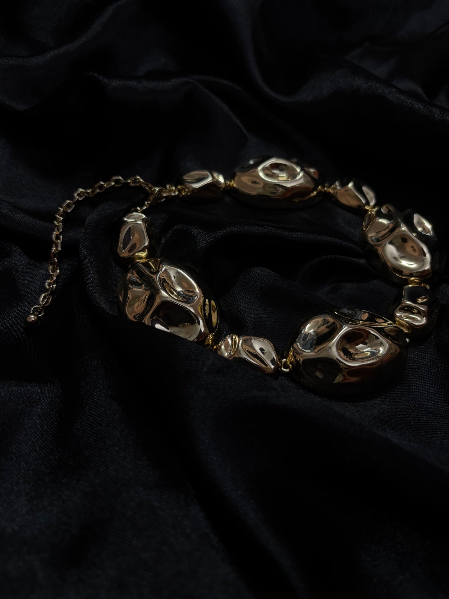 gold chunky statement neckpiece