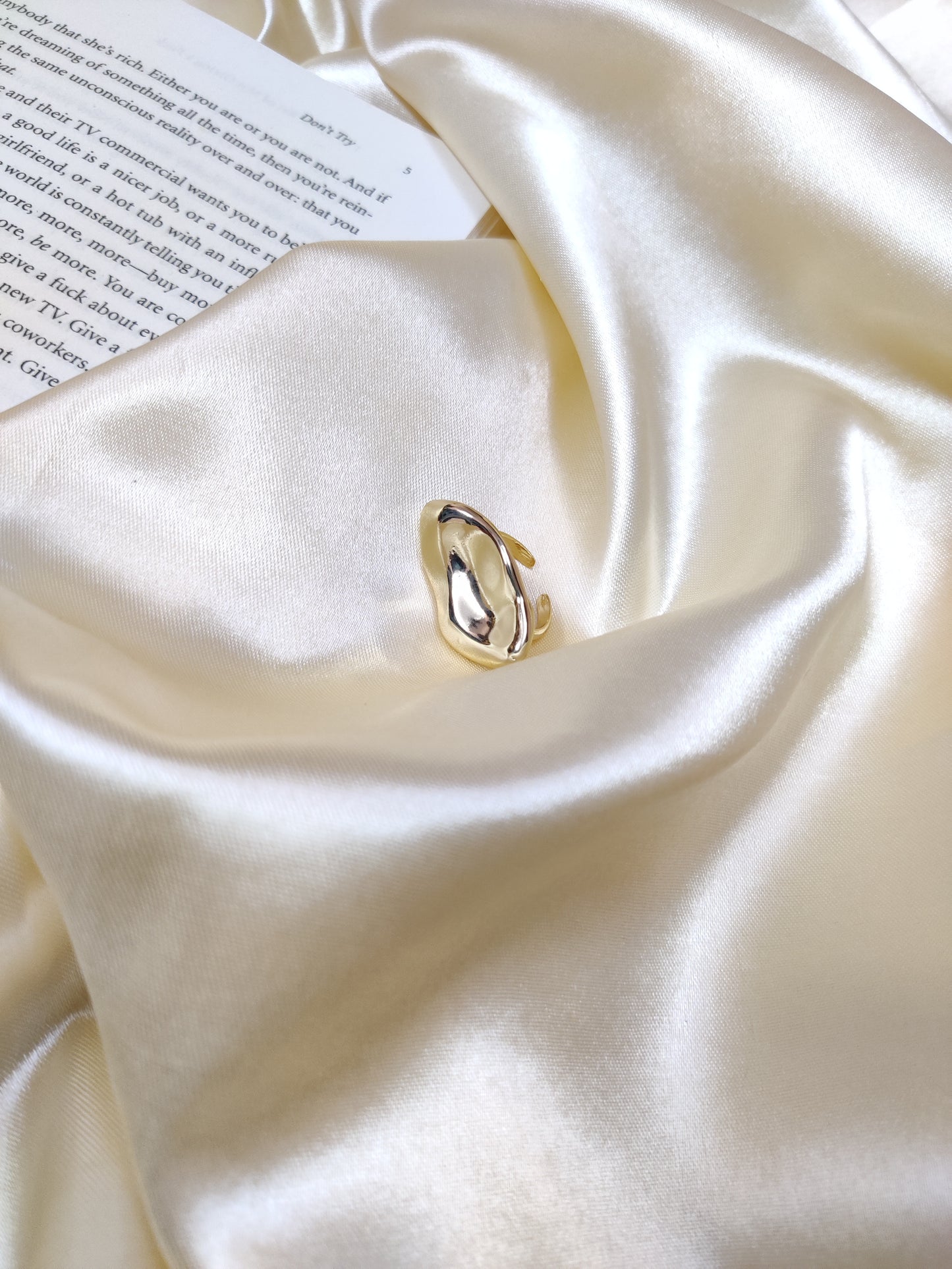 minimal versatile adjustable ring