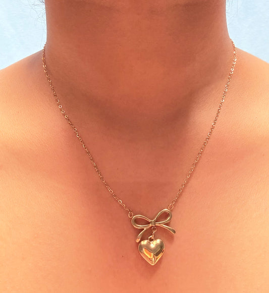 Bow heart pendant