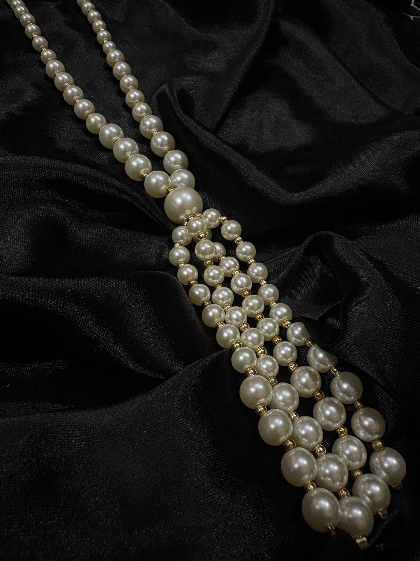 long pearl neck pendant
