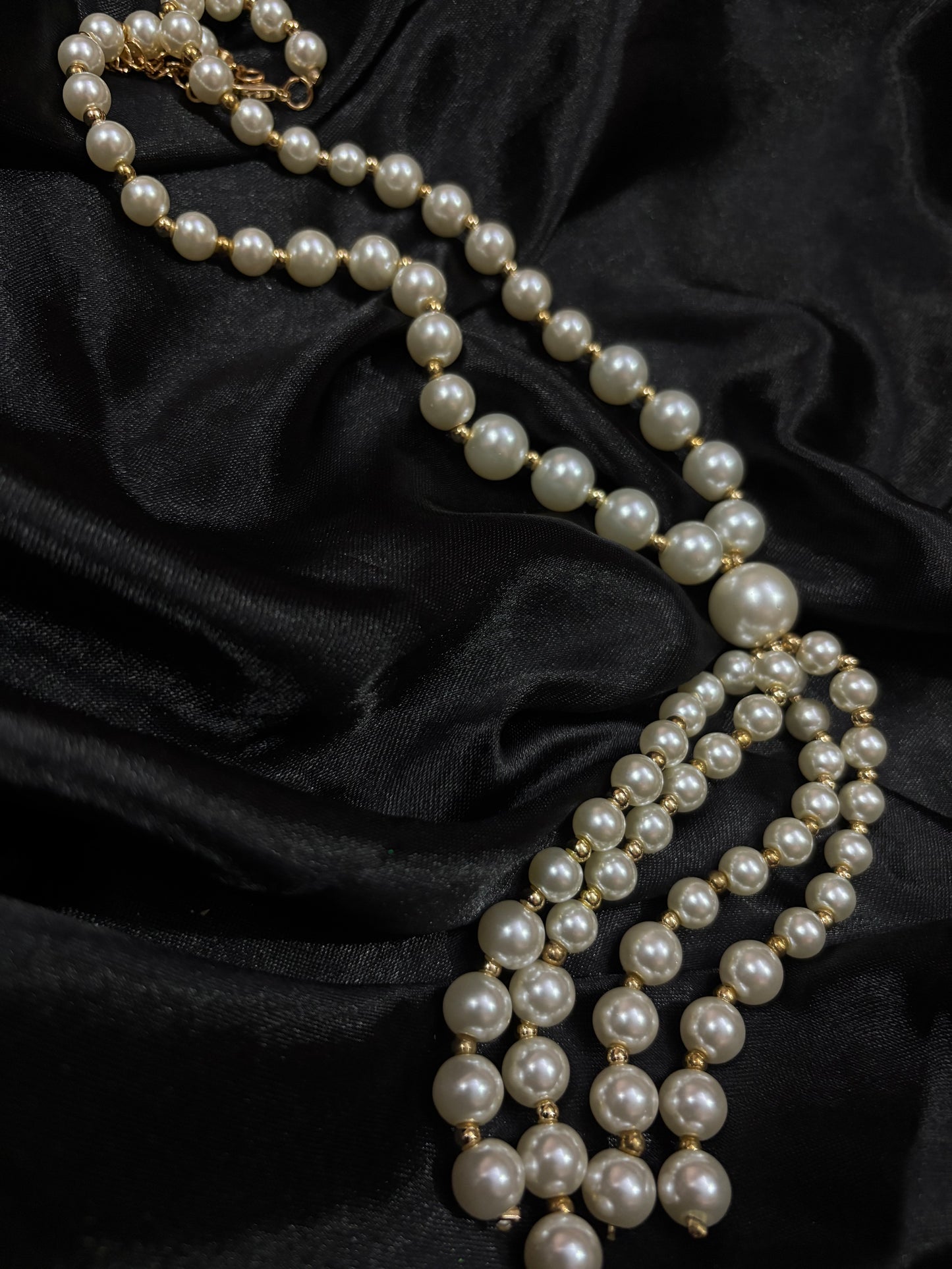 long pearl neck pendant