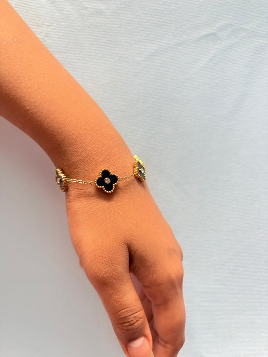 Black leaf bracelet
