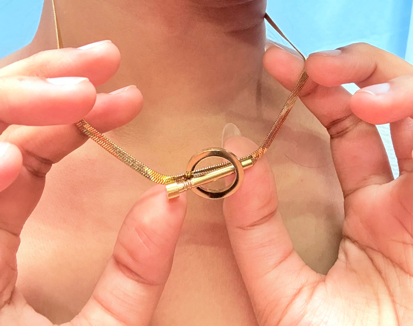 A weapon pendant