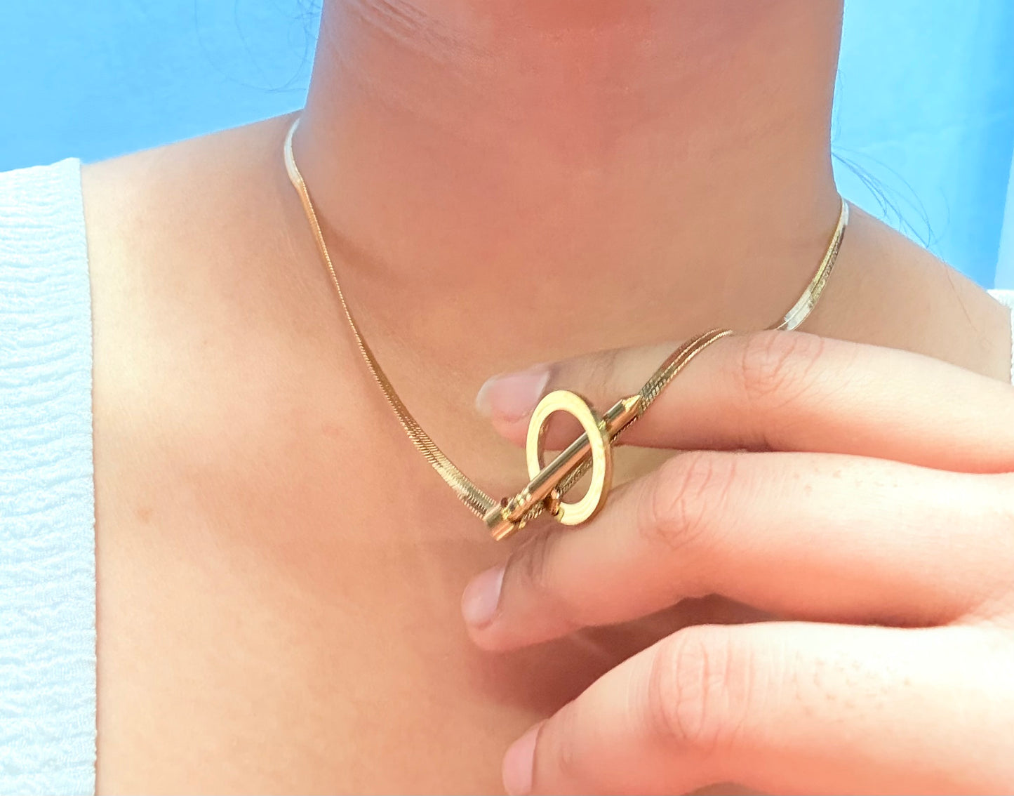 A weapon pendant