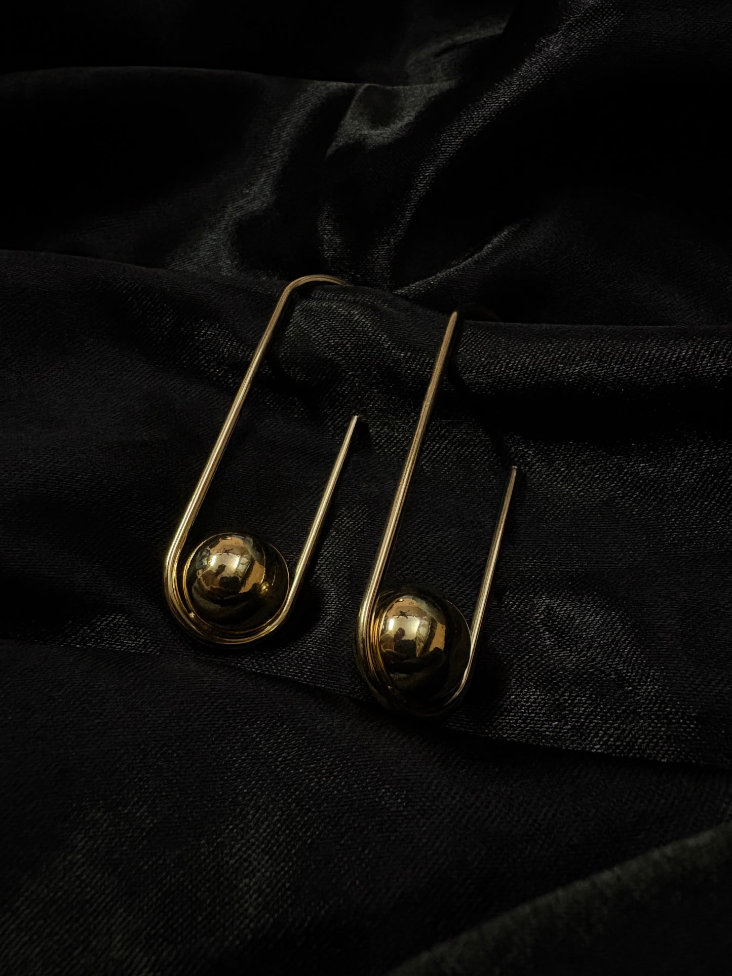 Hanging balls